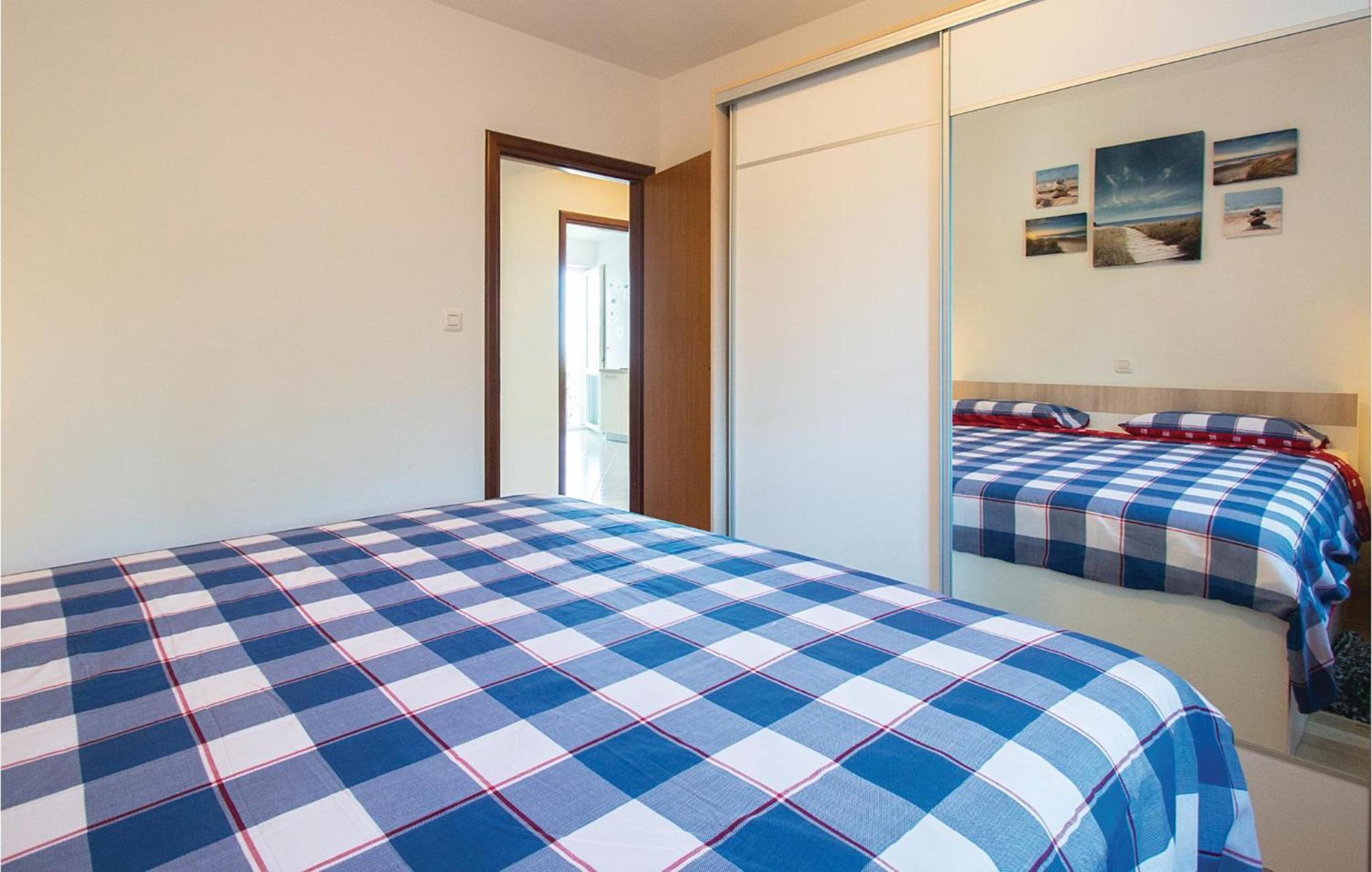 Amazing Apartment In Labin With House Sea View Exterior foto